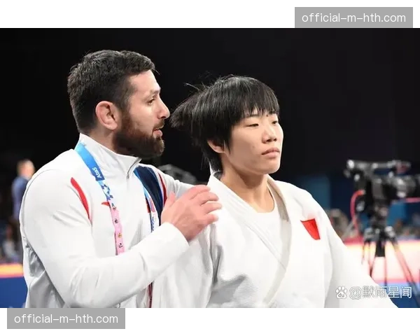 退役柔道运动员转型教练:希望培养更多世界级选手 退役柔道运动员转型教练:希望培养更多世界级选手